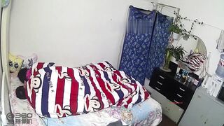 《破解攝影機》小夫妻睡懶覺醒來打個起床炮
