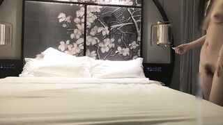 小寶尋花 短裙溫柔御姐約到酒店 甜美容顏 白嫩嬌軀 啪啪肆意撞擊抽送