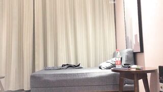 探花約修身包臀裙明媚御姐到酒店 盡情享用她嬌美肉體 白嫩苗條 精緻顏值 碰撞嬌吟默契