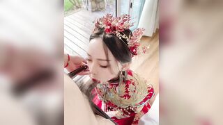 洞房花燭夜 穿婚紗賣力伺候老公 直接內射 2