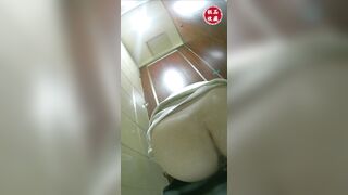 廁拍清純學妹1