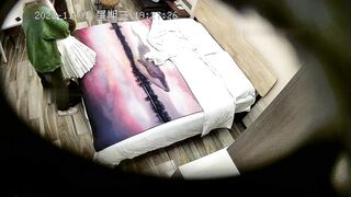 酒店偷拍 連衣裙校花女神和男友的淫蕩一夜3