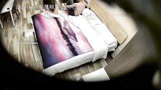 酒店偷拍 連衣裙校花女神和男友的淫蕩一夜3