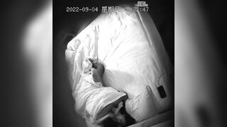 酒店偷拍 長腿翹臀清純學妹和帥氣學長開房造愛 晚上早上各打一炮