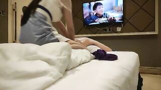 G奶巨乳技師 精油推背良家少婦 籃球那麼大的奶